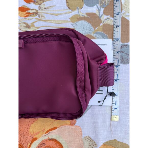 The Packable Pouch Purple: NWT - Picture 6 of 7
